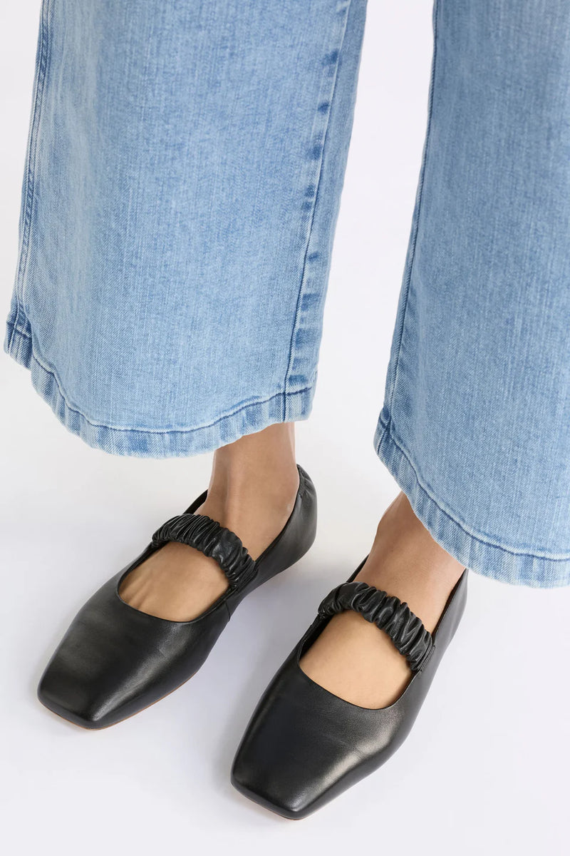 Elk Kuren Flat - Black