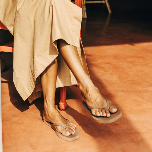 Sandos Square Flip Flops - Chai