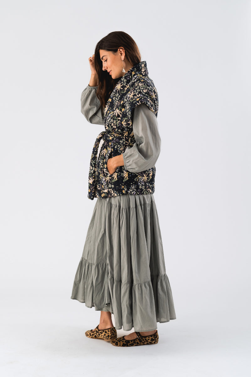 Lollys Laundry Celia Vest - Flower Print