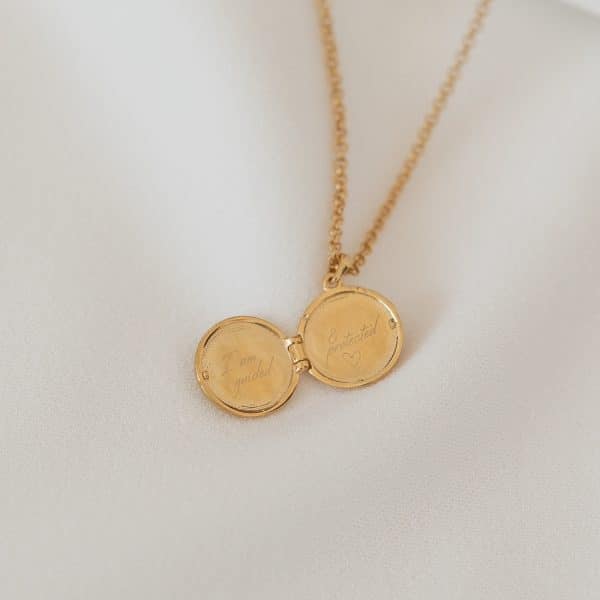 Love Lunamei Chara Locket