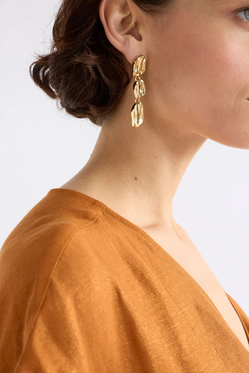 Elk Delaa Drop Earring - Silver