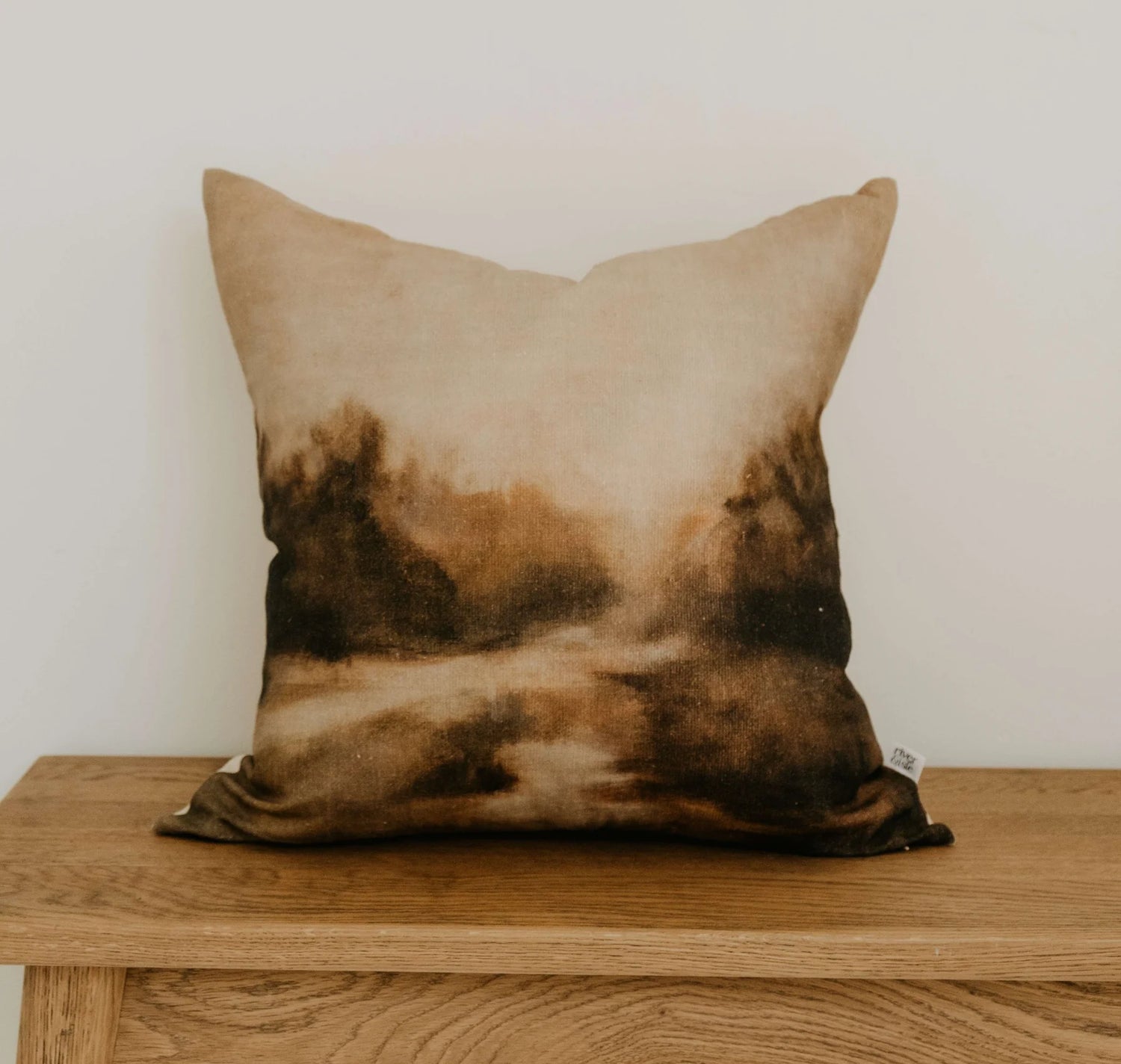 Rive & Isle Evening Glow Linen Cushion w Feather Inner