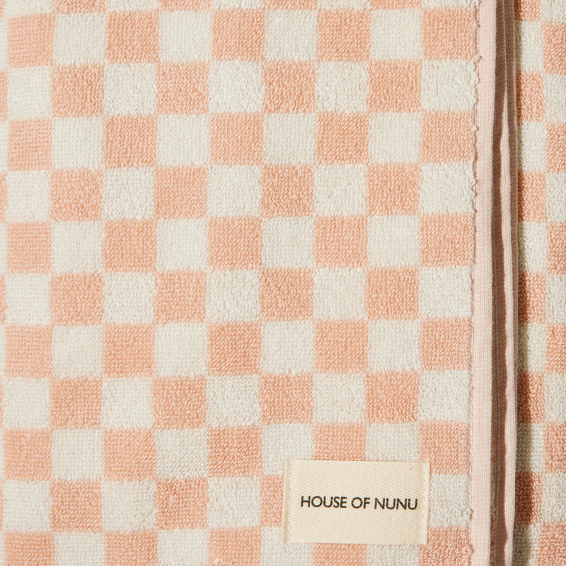 House of Nunu Bath Towel - Pink Check
