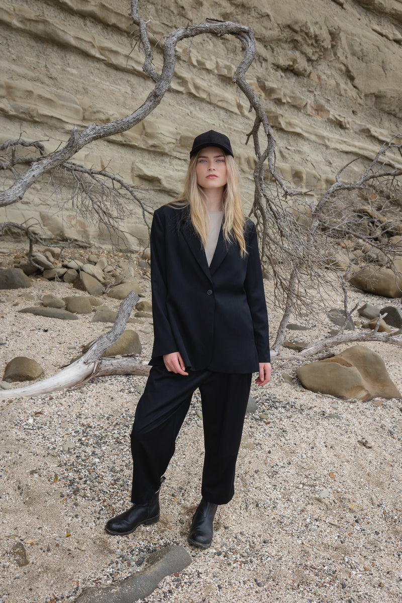 Sophie Pleated Pant -Black